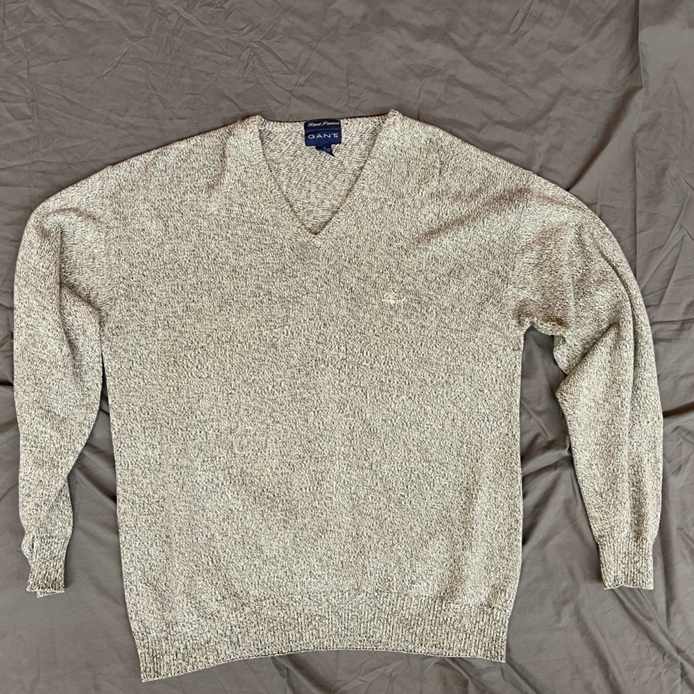 Vintage GANT Hand Framed Classic Cotton V-Neck Pullover Sweater Size Large